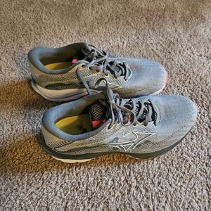 Mizuno Womens Wave Rider 27 size 8 wide